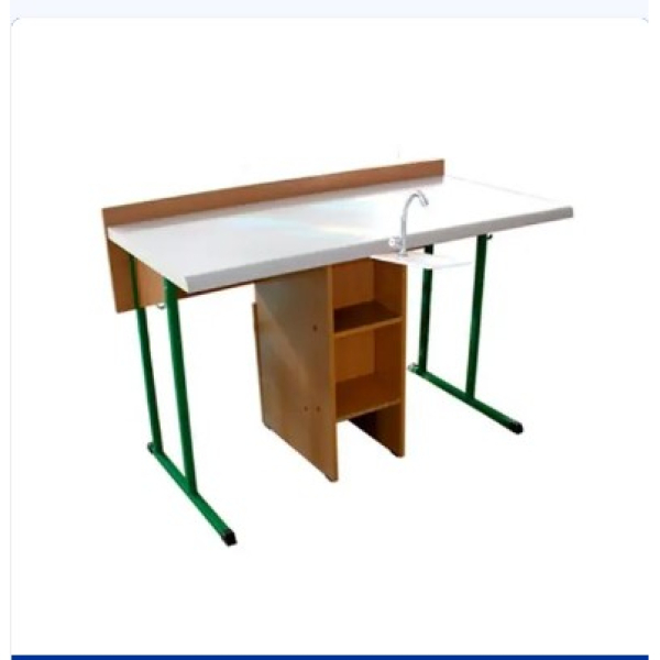 教师兼实验员工作台 UM 106。（带耐化学腐蚀塑料涂层的化学品）长 1200 毫米。高 760 毫米。宽 600 毫米。