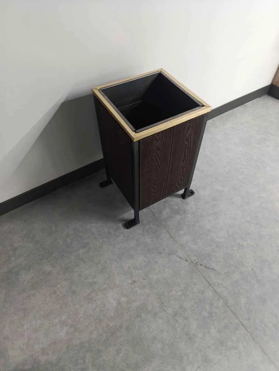 Urn