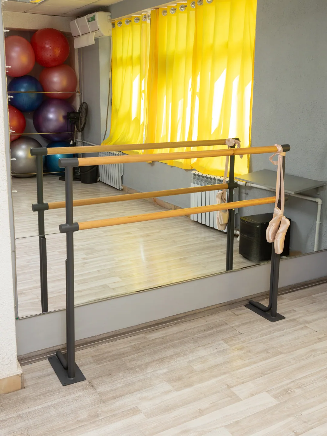 Choreographic floor-standing double-row ballet barre with a length of 1350-1500 mm — photo 4