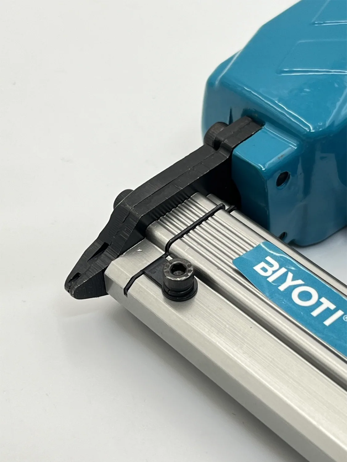 Biyoti BYT-AF625 气动钉枪 — 图片 2