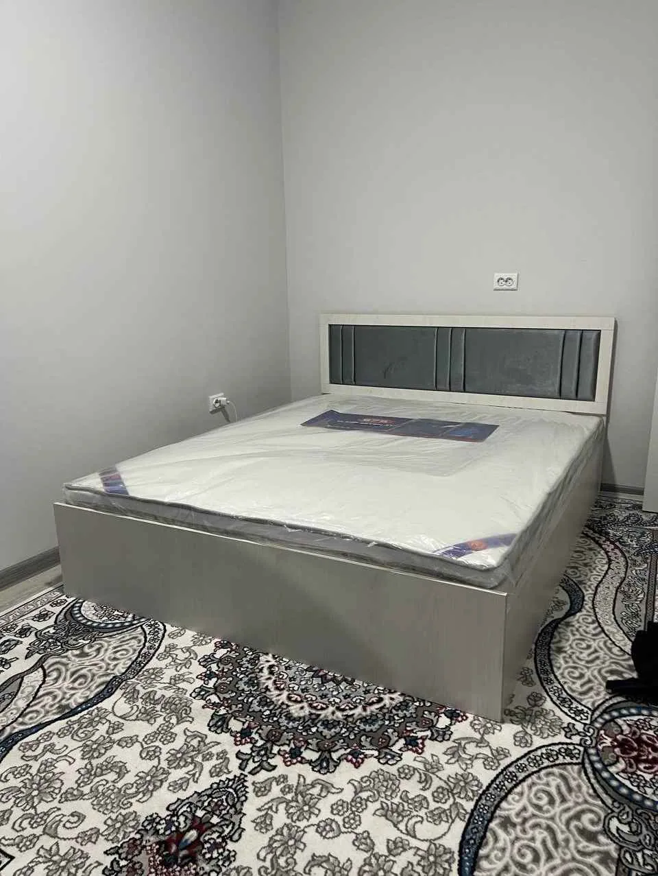 卧室家具