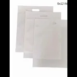 Reuters, T-shirt, Kraft, Packaging, Cardboard package, Clinic package